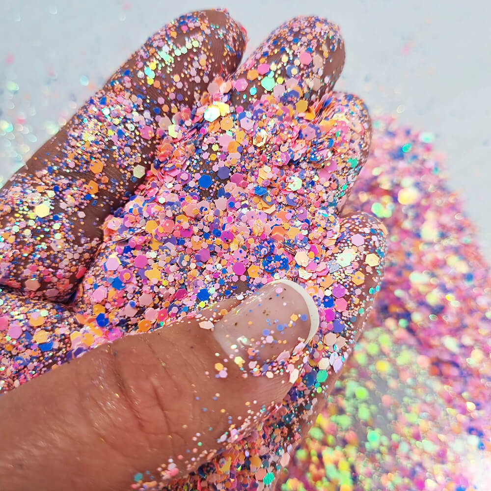 Ultra Holographic Bloom Glitter: Invincible – Create & Bloom Crafts