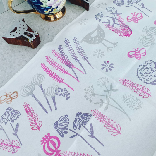 Crafty Friends Retreat: Indian Block Print your Craft Apron 31st May @ From 3:00pm -  5:00pm